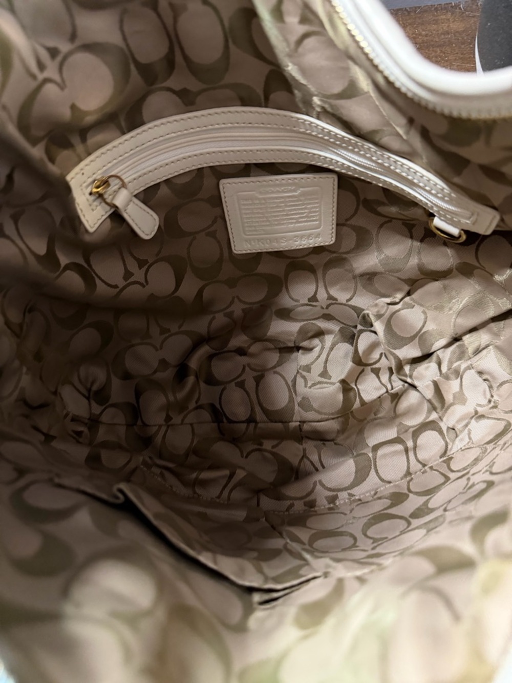 Coach Vintage Y2K Limited Edition
Chevron Shoulder Bag - Picture 9 of 15